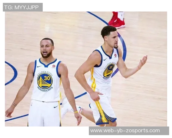 C约翰逊四季场均命中两记三分且命中率超四成独占联盟之巅 C约翰逊四季场均命中两记三分且命中率超四成独占联盟之巅