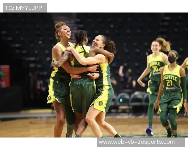 李月汝携手斯图尔特与奥贡鲍尔共战Unrivaled联赛展现强大实力 李月汝携手斯图尔特与奥贡鲍尔共战Unrivaled联赛展现强大实力